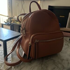 Elegant Tan Leather Backpack